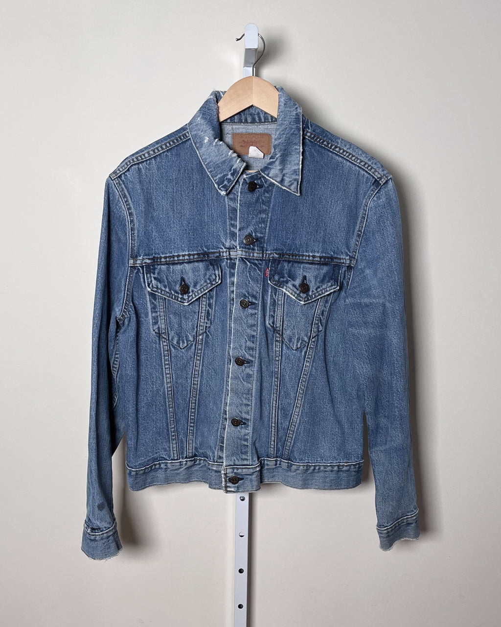 Levi's Type III, Repaired