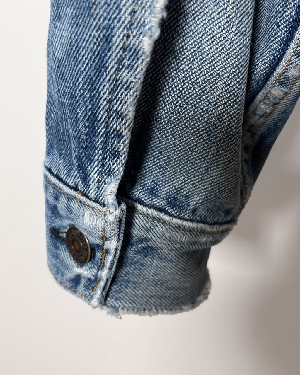 Levi's Type III, Repaired